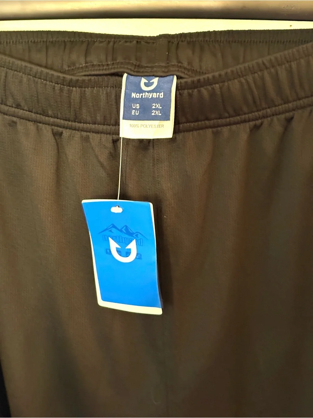 Northyard Men's Black Athletic Shorts with Reflective Detail. Size 2XL. NWT.